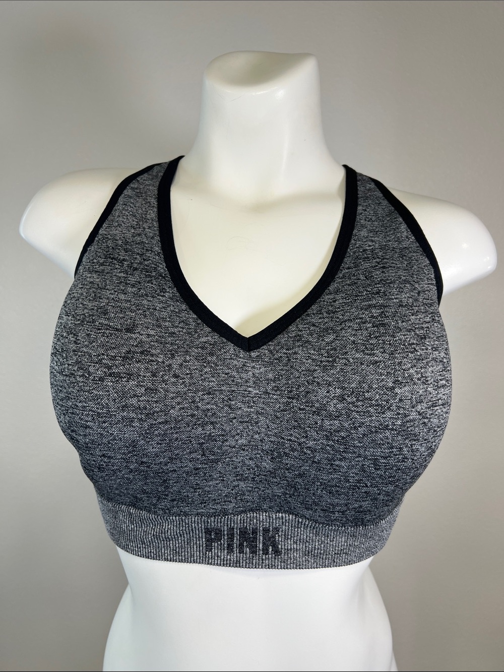 PINK Victoria's Secret Heather Gray Seamless Active V-Neck Sports Bra 38D